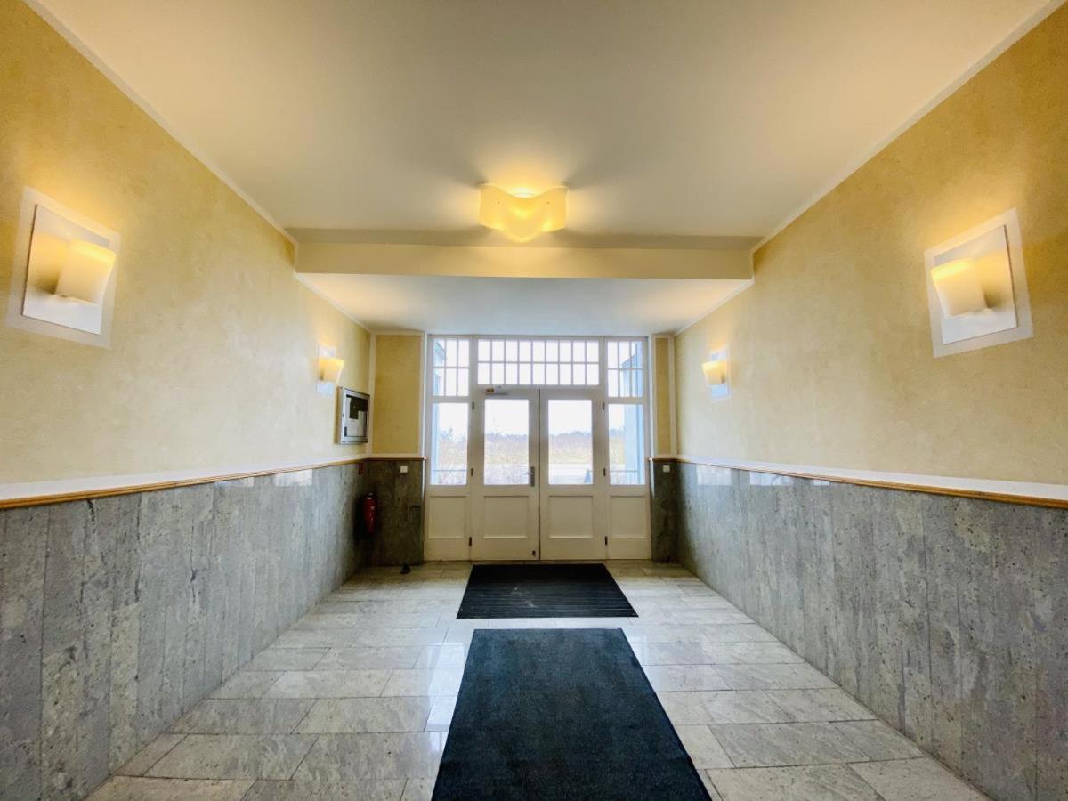 Meerzeit, Direkt Am *