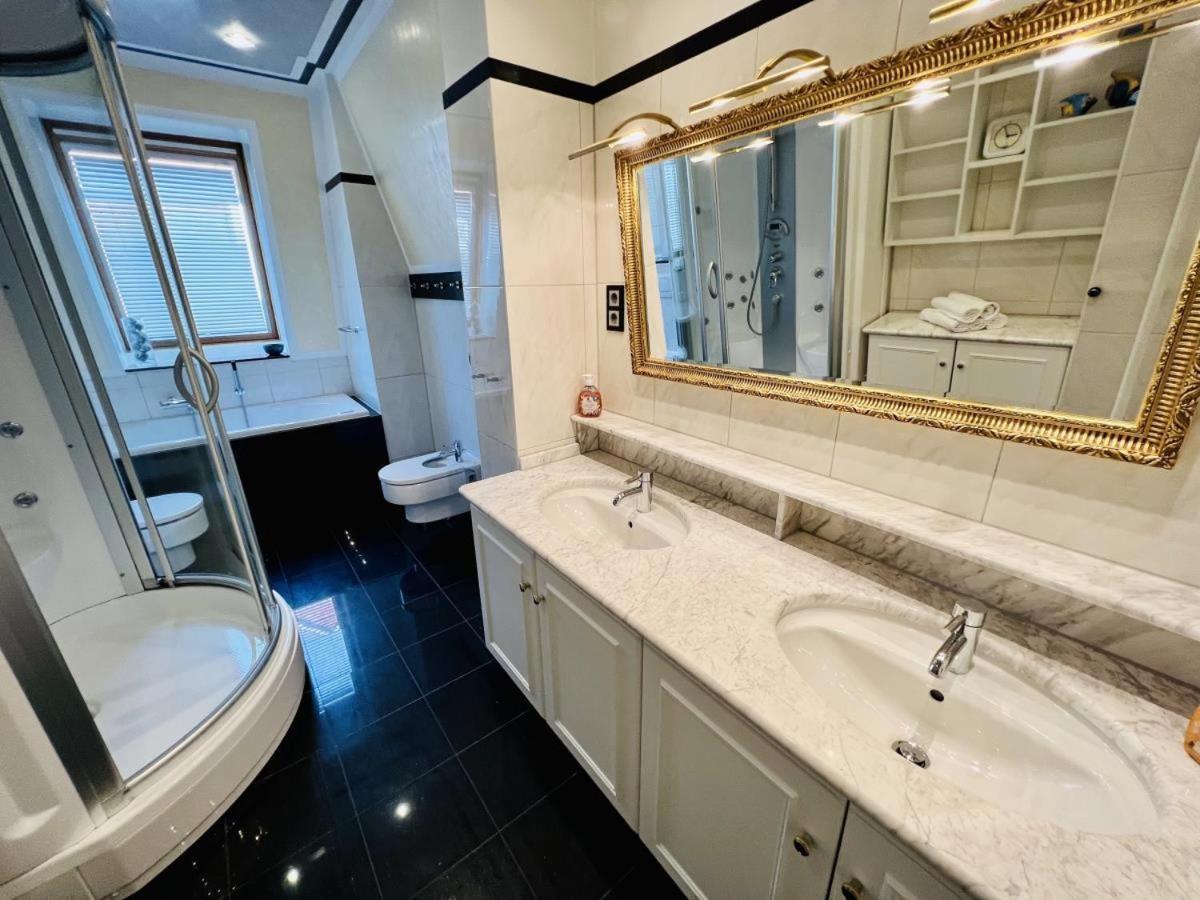 Meerzeit, Direkt Am Rostock